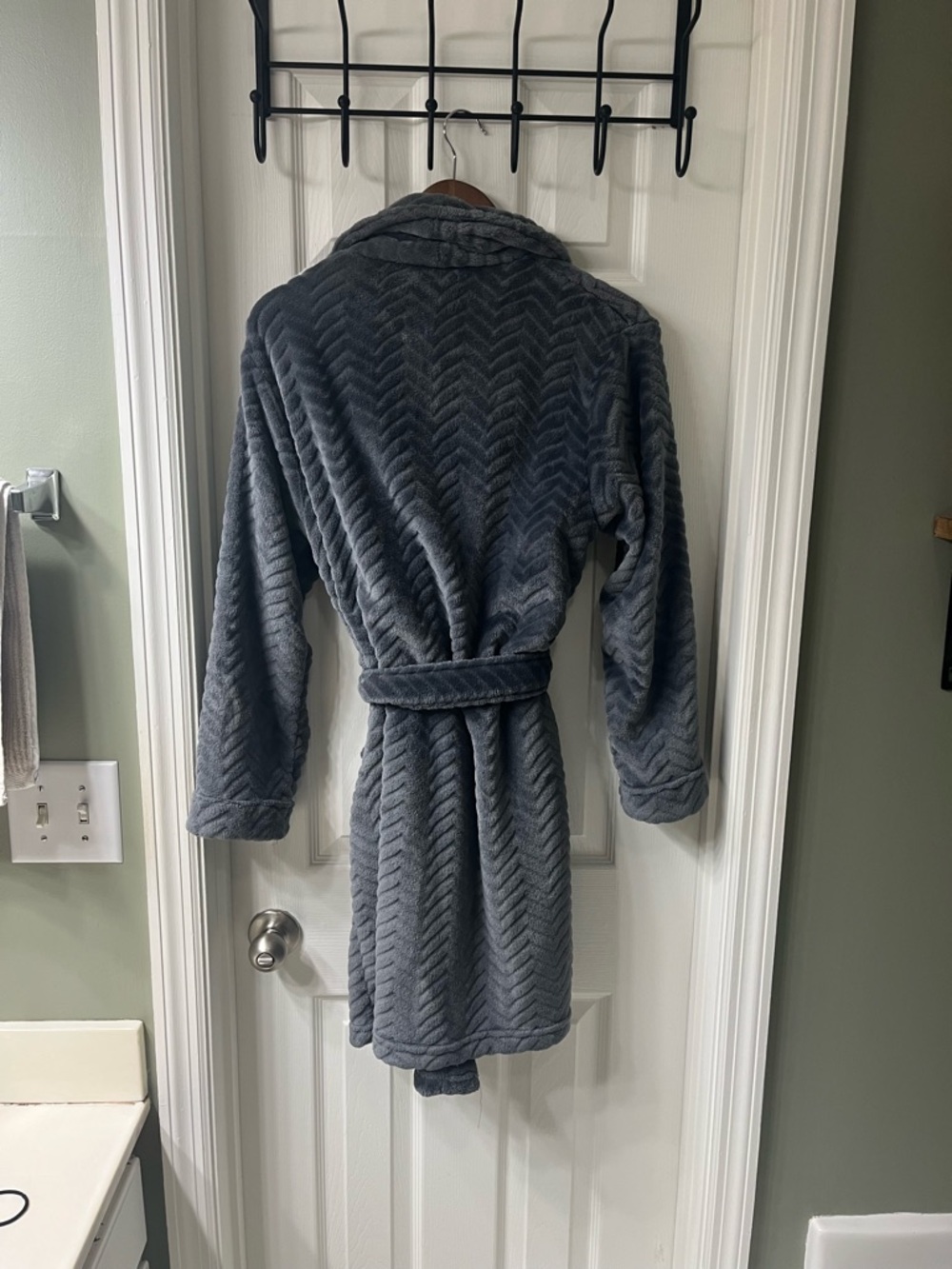 Plush Chevron Robe - Picture 2 of 4